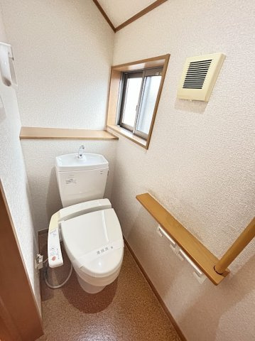 田中利夫一戸建のトイレ|2階トイレ