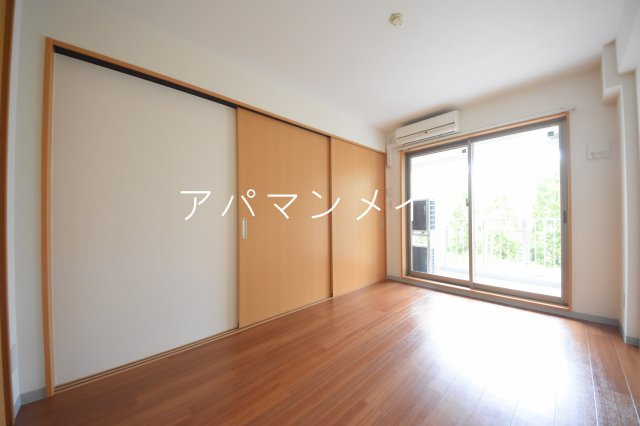 【寝室】 | カーサヴェルデ | 落ち着いて過ごせるお部屋なので、寝室にいかがでしょうか