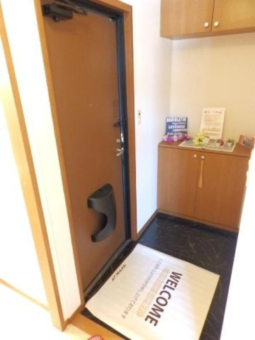 アムール F棟の玄関|玄関