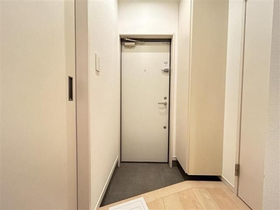 【玄関】 | カサ・オルティア | 別部屋参考写真