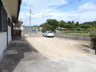 【駐車場】 | 平安浦戸建