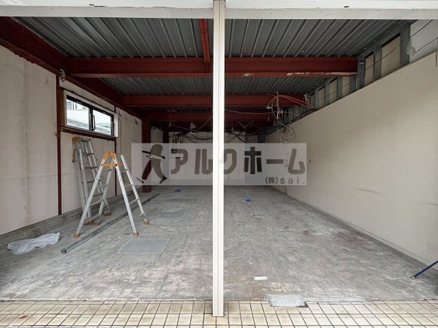 柏原市清州２丁目の店舗一部の内装