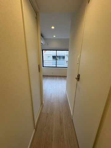 【玄関】