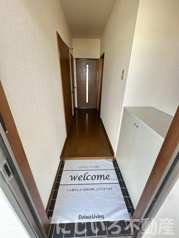 リバーサイド幸泉1の玄関