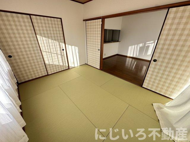 リバーサイド幸泉1の和室