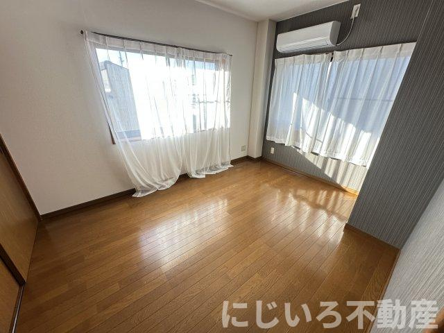 リバーサイド幸泉1の居間・リビング