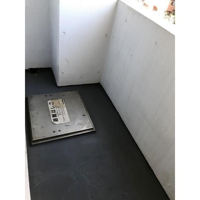 パサージュ京西のバルコニー