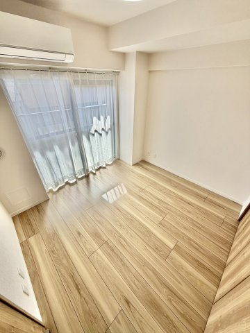 ライオンズマンション与野本町の洋室