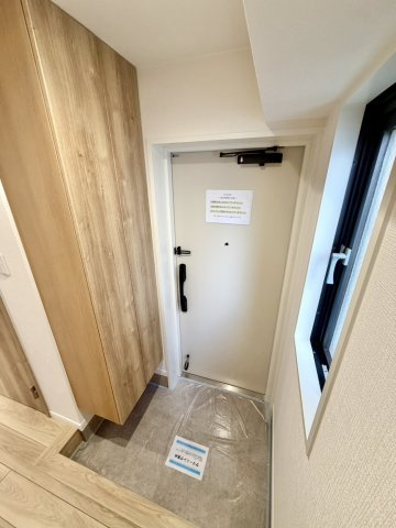 ライオンズマンション与野本町の玄関