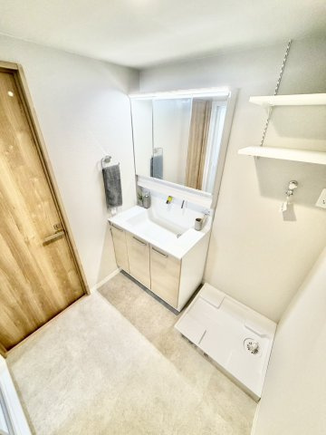 ライオンズマンション与野本町の独立洗面台