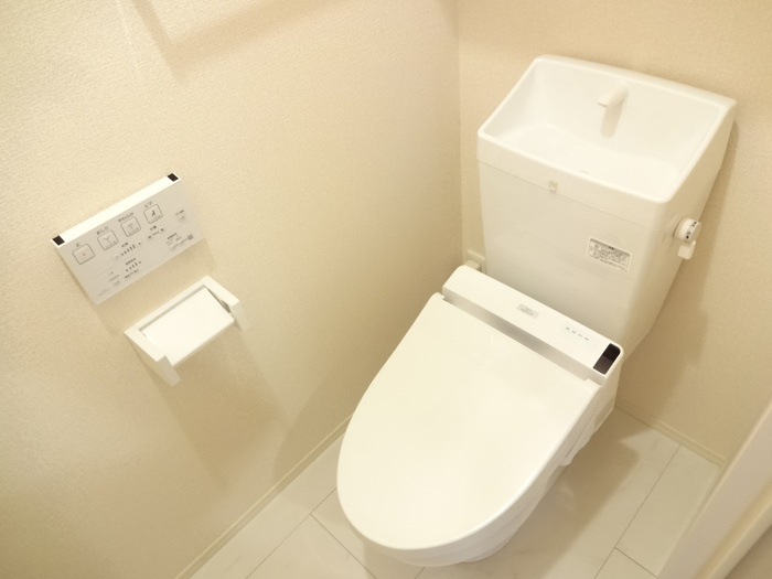 西熊本駅前ガーデンⅡのトイレ|※同タイプの部屋写真です