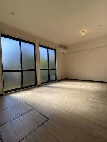 ディアス黒江の居間・リビング