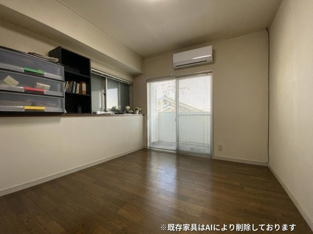 神戸市西区天が岡 中古戸建の洋室|2階 洋室　※既存家具はAIで削除しております。