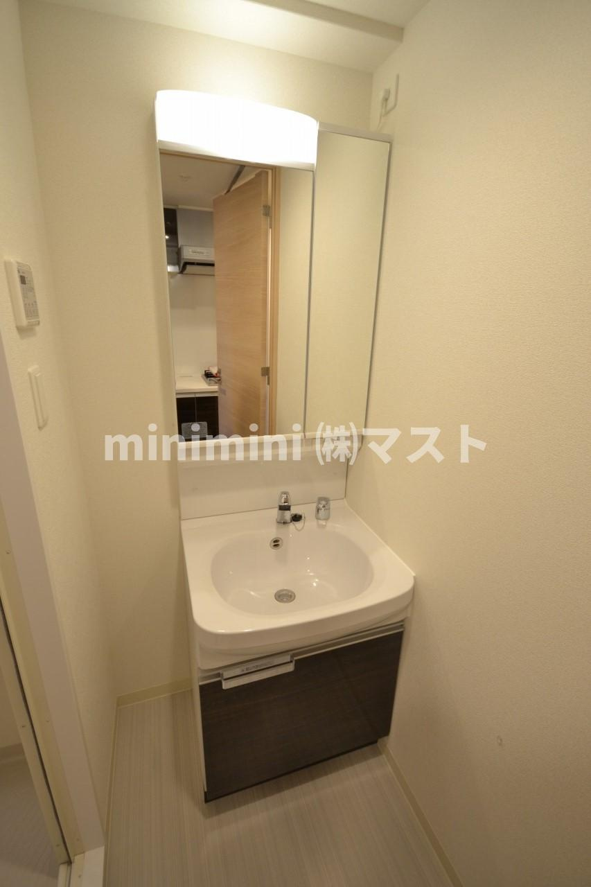 大阪市西区九条南２丁目の賃貸マンションの洗面所