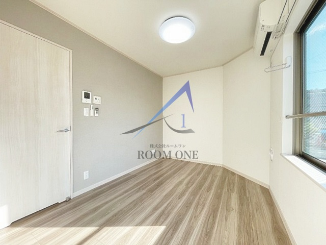 フォンテーヌの居間・リビング|洋室のお部屋です。
