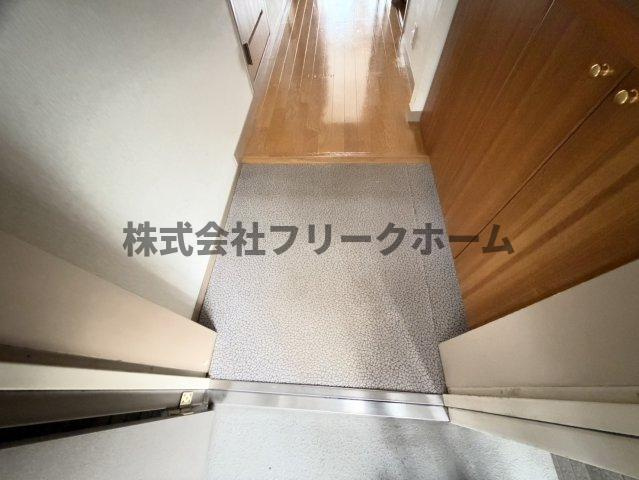 第一飛翔ビルの玄関