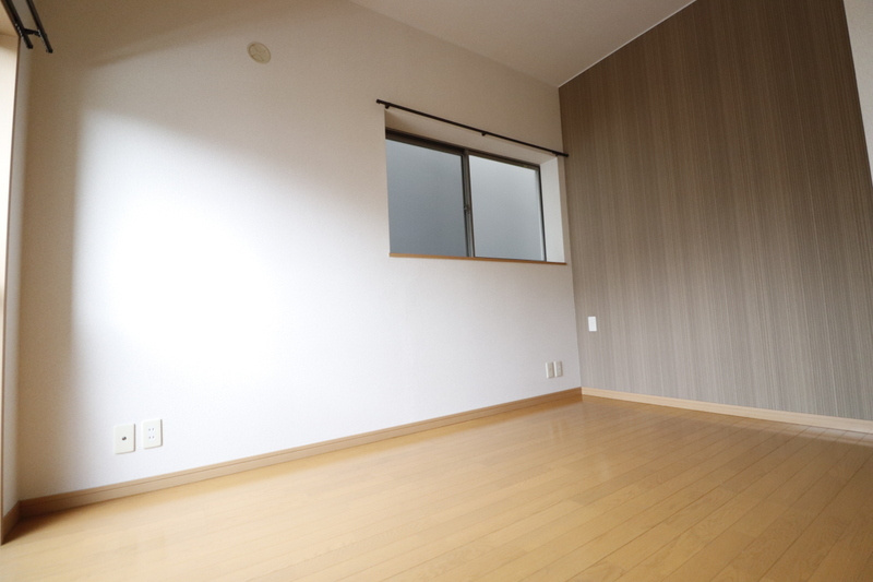 DCT大橋の居間・リビング|角部屋、綺麗な室内、やわらかな採光が
快適な暮らしを彩ります♪