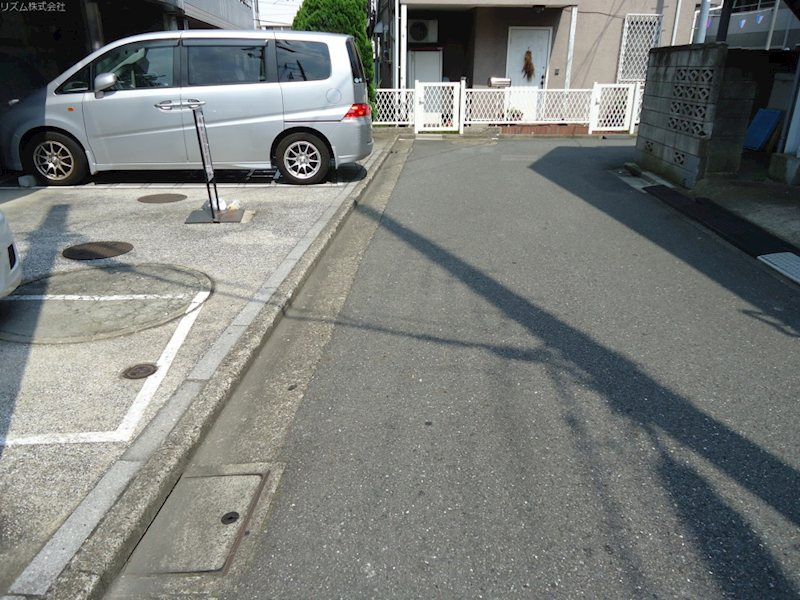 ステーションプラザ多摩川 の駐車場