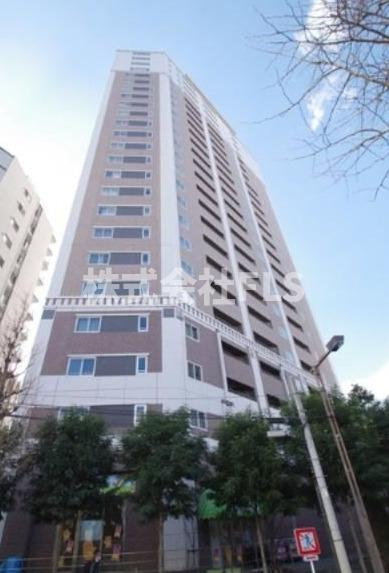 新宿区北新宿３丁目の賃貸マンションの外観