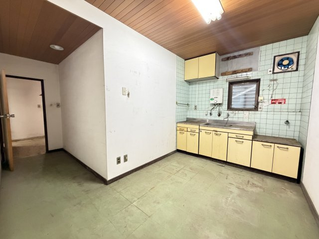 【キッチン】 | 千葉県銚子市新生町新生1丁目　診療所兼居宅
