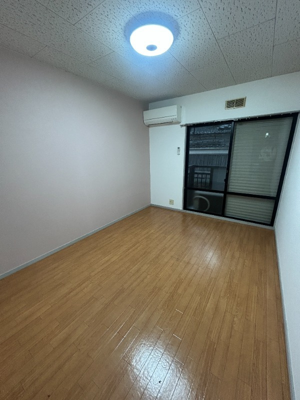 プラ―サ・セレッソ寝屋川東の居間・リビング