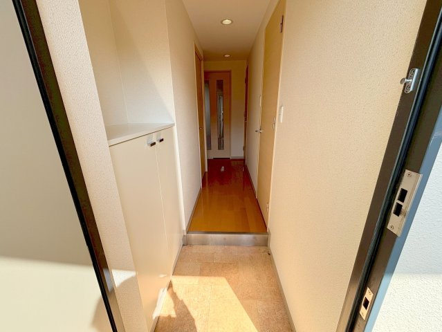 東明マンション壱番館の玄関
