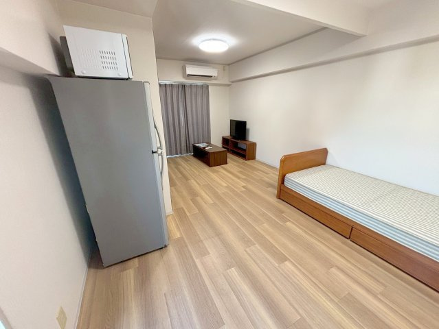 サニーセレクトコーポの洋室