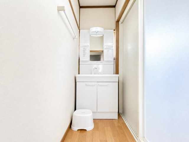 【中古戸建】茨城町長岡の独立洗面台