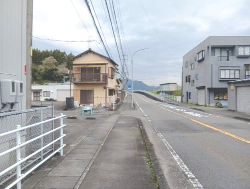 【前面道路含む現地写真】の画像