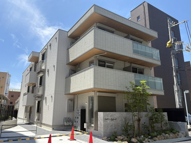 神戸市中央区中山手通７丁目のアパートの外観