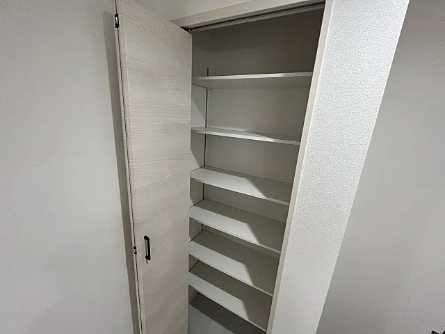 神戸市東灘区深江本町２丁目のアパートの収納