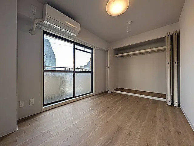 神戸市東灘区田中町２丁目の賃貸マンションの居間・リビング