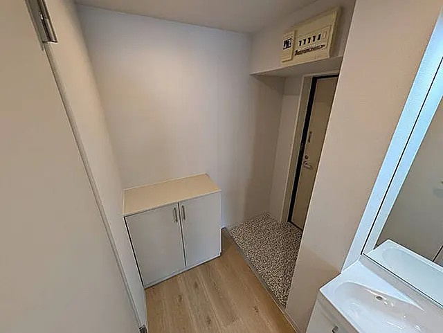 神戸市東灘区田中町２丁目の賃貸マンションの玄関