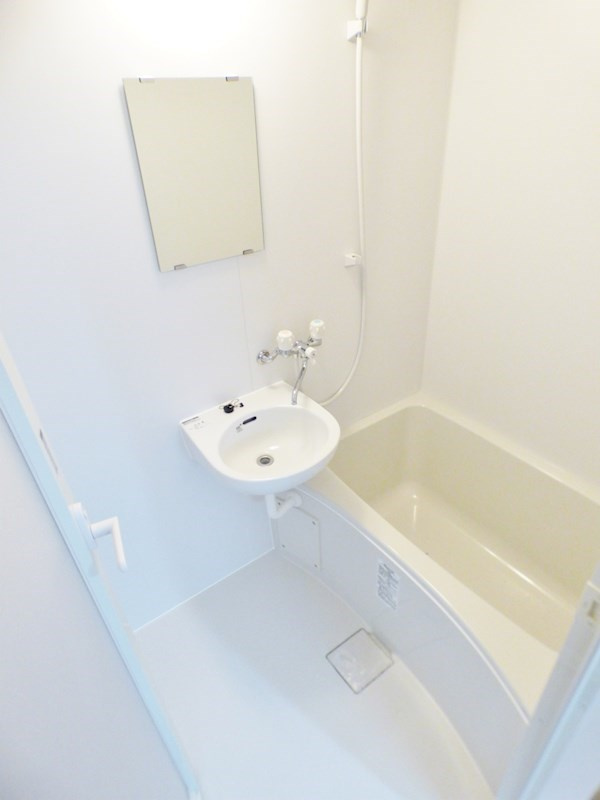 芦屋市東芦屋町の賃貸マンションの浴室