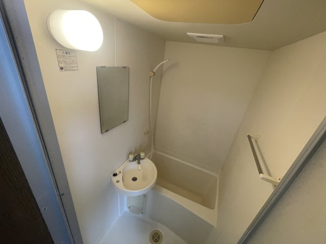 神戸市灘区城内通１丁目の賃貸マンションの浴室