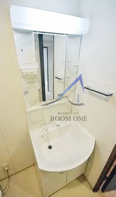レオーネ南千住の洗面所|洗面台です。