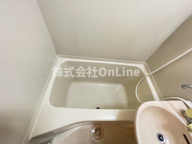 オリンピア阪本の浴室