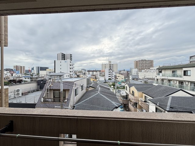 シェルマンド淡路の展望