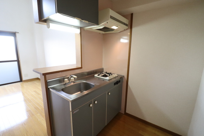 チェリースメルのキッチン|※同タイプの部屋写真です