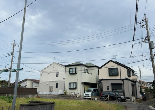 【展望】 | 座間新築戸建 | 土地の地勢が高台の場合、景色を綺麗にみることができ、景色にこだわってお家探ししている方におすすめです！また平坦地よりも風通しがいいというメリットがあります。デメリットもあるので是非現地でご確認下さい。