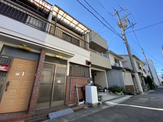 豊中市庄内西町5丁目テラスハウスの外観