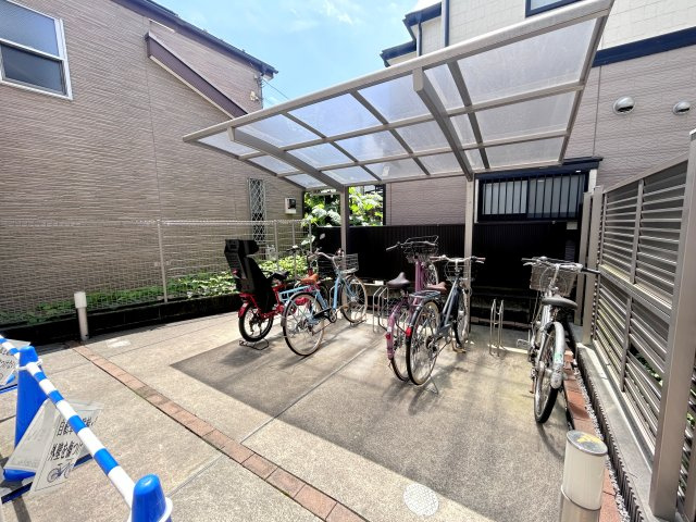 Ｋ’ｓメゾンのその他共用部分|★屋根付き駐輪場★