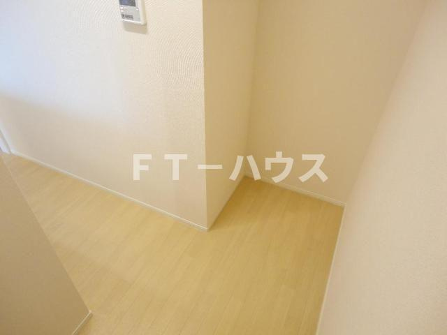ハイ・プラウドのその他