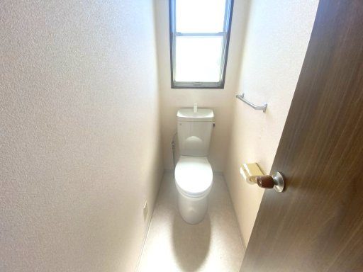 豊中市永楽荘三丁目戸建B棟のトイレ|２階のトイレです！