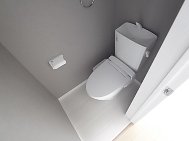 【トイレ】 | ノースイースト津田沼 | 落ち着いた色調のトイレです