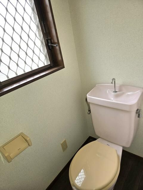 コーポクレマチス2号棟のトイレ