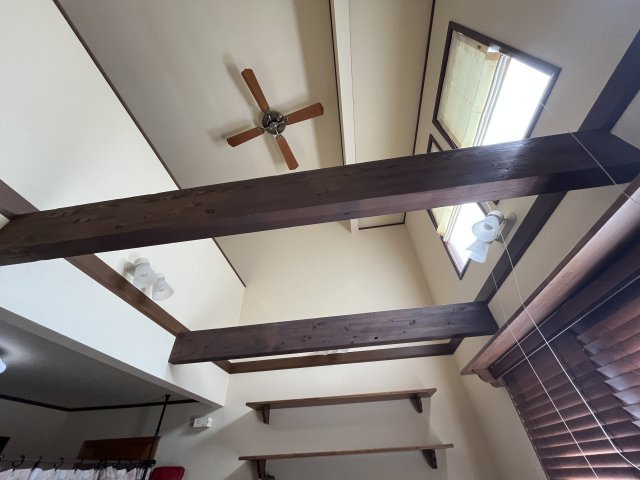 中山町中古戸建ての内装|吹抜