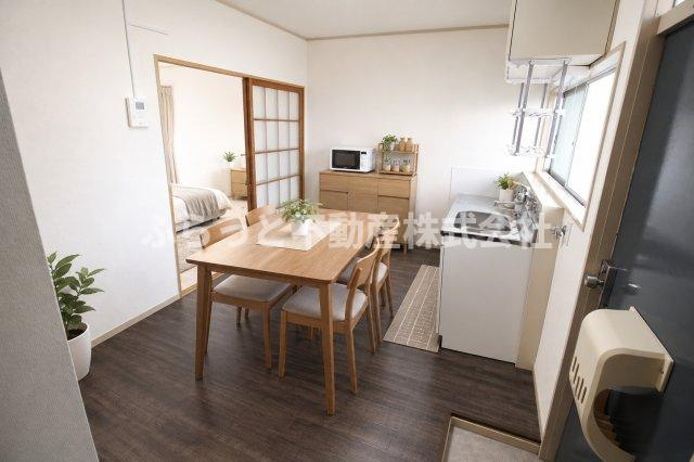 光ハウスのキッチン|家具・家電はAIによるイメージとなります