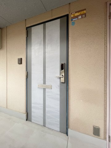 シャルマンKの玄関
