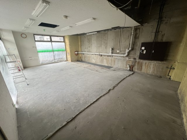 プレスティージュタカヨコ　店舗事務所の内装